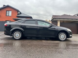 2014 Ford Mondeo IV Рестайлинг, чёрный, 800000 рублей, вид 3