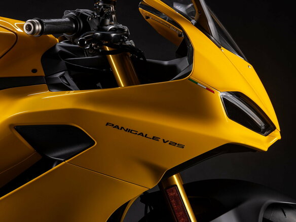 2026 Ducati Panigale V2, жёлтый, 2515000 рублей - вид 3