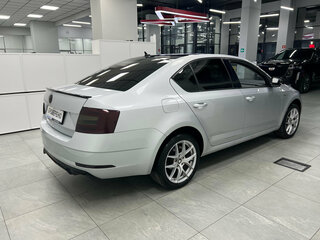 2018 Skoda Octavia III (A7) Рестайлинг, серебристый, 1780000 рублей, вид 5