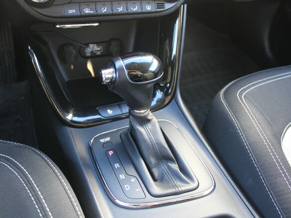 2016 Kia Ceed II Рестайлинг, чёрный, 1485000 рублей - вид 18