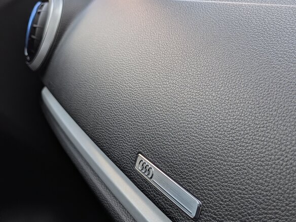 2016 Audi A3 III (8V), чёрный, 2100000 рублей - вид 6