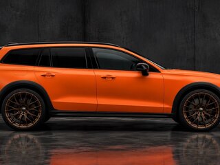 2020 Volvo V60 Cross Country II, оранжевый, 3100000 рублей, вид 5