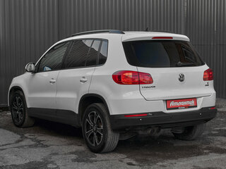 2012 Volkswagen Tiguan I Рестайлинг, белый, 1100000 рублей, вид 4