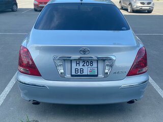 2004 Toyota Crown Majesta IV (S180), серый, 720000 рублей, вид 4