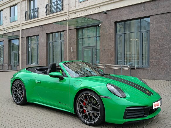 2021 Porsche 911 Carrera 4S VIII (992), зелёный, 16100000 рублей - вид 3