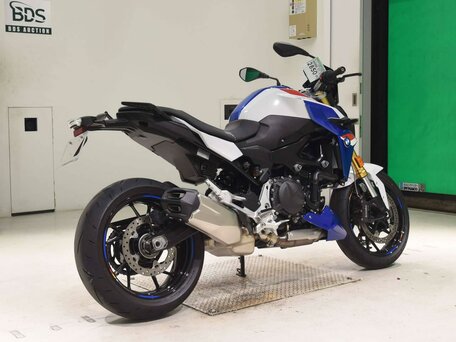 2023 BMW F 900 R, белый, 1077000 рублей, вид 5