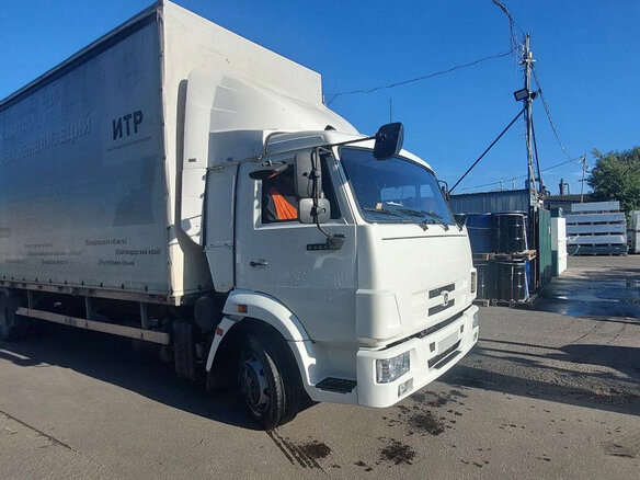 2022 КамАЗ 4308, белый - вид 1