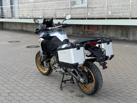 2026 Ducati Multistrada V4, зелёный, 3250000 рублей, вид 4