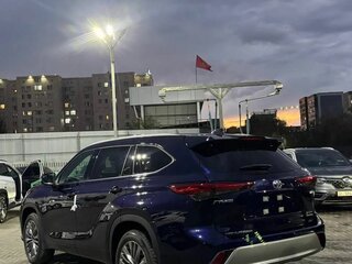 2026 Toyota Highlander IV (XU70), синий, 5550000 рублей, вид 2