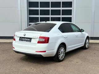 2016 Skoda Octavia III (A7), белый, 1084000 рублей, вид 5