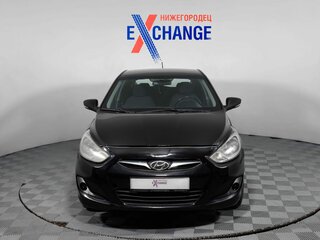 2011 Hyundai Solaris I, чёрный, 619000 рублей, вид 2