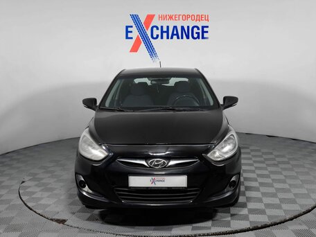 2011 Hyundai Solaris I, чёрный, 569000 рублей, вид 2