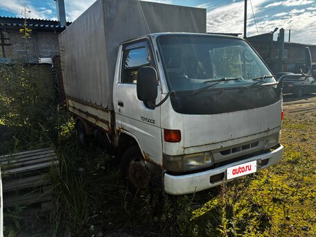 1997 Toyota Toyoace, белый, 450000 рублей, вид 2