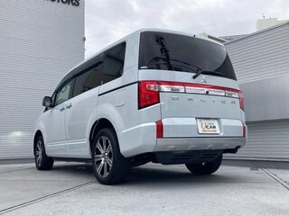 2022 Mitsubishi Delica D:5 I Рестайлинг, белый, 2956400 рублей, вид 3
