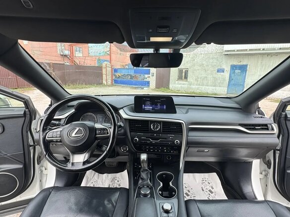 2017 Lexus RX 200t IV, белый, 3390000 рублей - вид 11