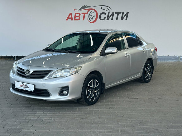 2011 Toyota Corolla X (E140, E150) Рестайлинг, серебристый, 990000 рублей