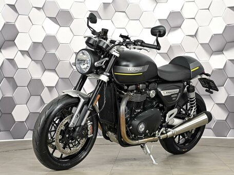 2022 Triumph Speed Twin, чёрный, 1599000 рублей, вид 2