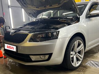 2013 Skoda Octavia III (A7), серебристый, 1900000 рублей, вид 3