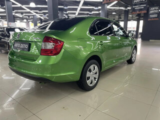 2017 Skoda Rapid I, зелёный, 1100000 рублей, вид 4