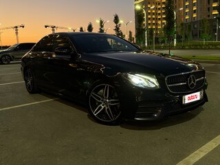 2016 Mercedes-Benz E-Класс 400 V (W213, S213, C238), чёрный, 2930000 рублей, вид 1