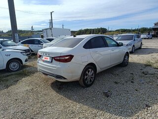 2025 Lada (ВАЗ) Vesta I Рестайлинг (NG), белый, 1210000 рублей, вид 3