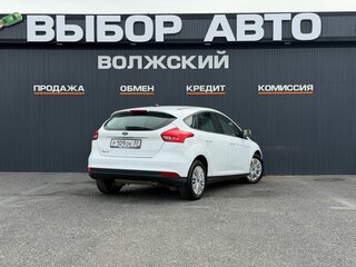 2017 Ford Focus III Рестайлинг, белый, 1030000 рублей, вид 2