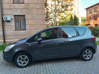 2012 Opel Meriva B, серый, 550000 рублей, вид 2