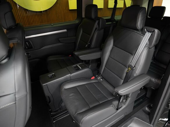 2026 Opel Zafira Life XL I Рестайлинг, чёрный - вид 17