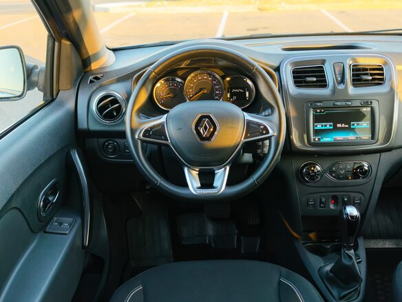 2020 Renault Sandero Stepway II Рестайлинг, синий, 1420000 рублей - вид 13