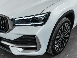 2026 Geely Monjaro I Рестайлинг, белый, 4904990 рублей, вид 4
