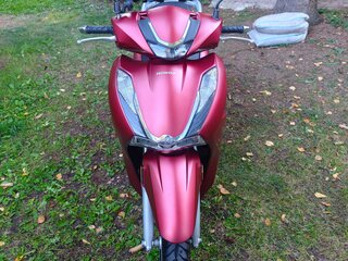 2022 Honda SH, красный, 800000 рублей, вид 2