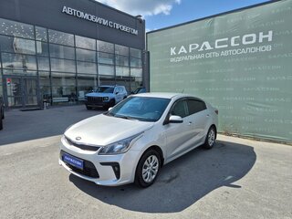 2018 Kia Rio IV, серый, 1390000 рублей, вид 1