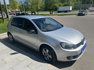 2011 Volkswagen Golf VI, серебристый, 800000 рублей, вид 1