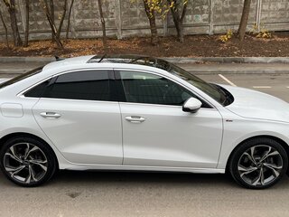 2022 Audi A3 40 TFSI IV (8Y), белый, 3800000 рублей, вид 4