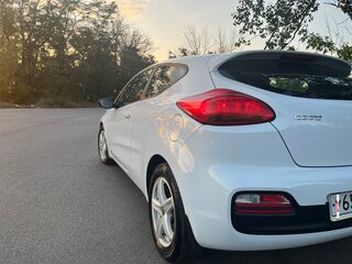 2013 Kia Ceed II, белый, 1450000 рублей, вид 5