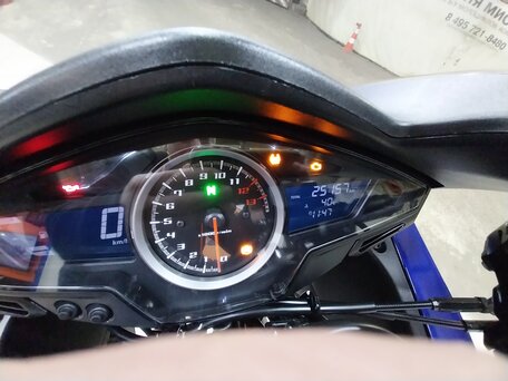 2020 Honda VFR 800, белый, 949000 рублей, вид 5