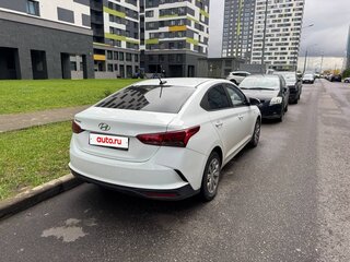 2020 Hyundai Solaris II Рестайлинг, белый, 1300000 рублей, вид 4