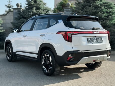2026 Kia Seltos I Рестайлинг, белый, 2404000 рублей, вид 5