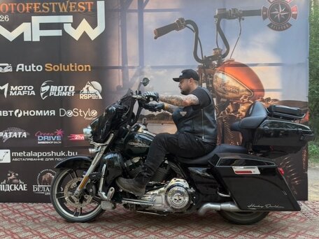 2012 Harley-Davidson Electra Glide, чёрный, 1200000 рублей, вид 5