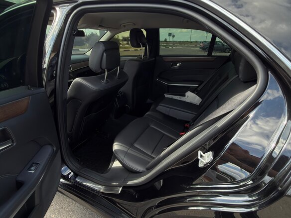 2015 Mercedes-Benz E-Класс 200 IV (W212, S212, C207) Рестайлинг, чёрный - вид 16
