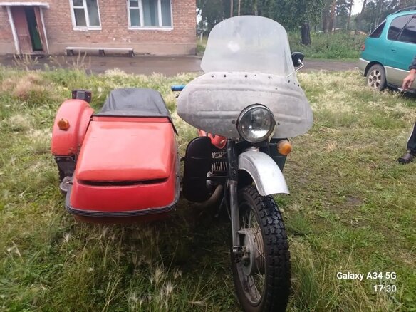 1990 ИЖ Юпитер, красный, 85000 рублей
