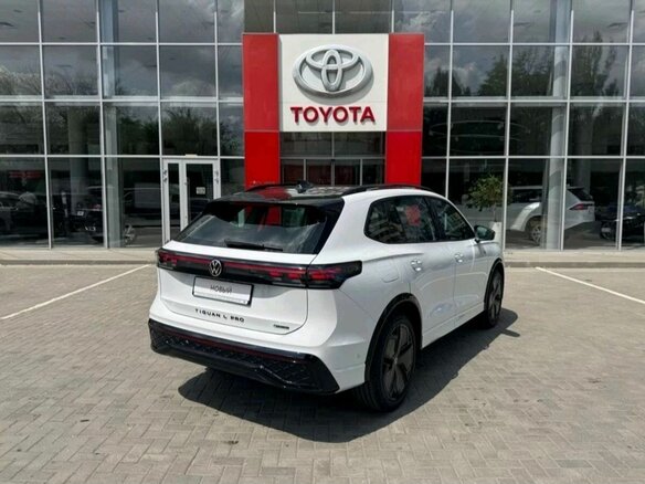 2026 Volkswagen Tiguan L Pro III (China Market), белый, 5250000 рублей - вид 4