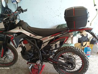 Regulmoto CR-Z 300
