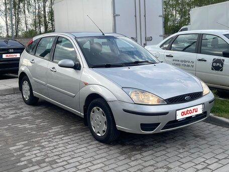 2004 Ford Focus I Рестайлинг, серебристый, 290000 рублей, вид 3