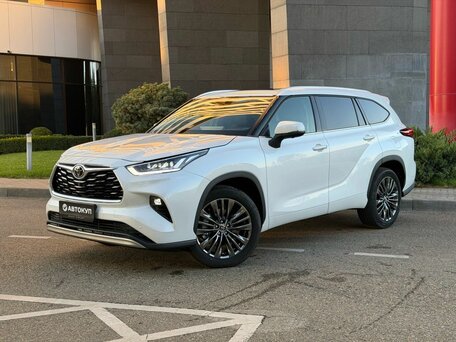 Toyota Highlander IV (XU70)