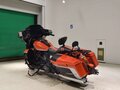 2024 Harley-Davidson CVO Street Glide, оранжевый, 4430000 рублей - вид 5