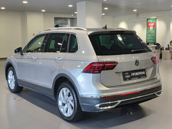 2021 Volkswagen Tiguan II Рестайлинг, серый, 2845000 рублей - вид 7