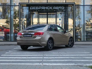 2013 Chevrolet Cruze I Рестайлинг, бежевый, 810000 рублей, вид 3
