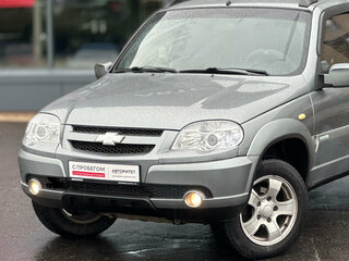 2011 Chevrolet Niva I Рестайлинг, серый, 389000 рублей, вид 2