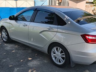 2017 Lada (ВАЗ) Vesta I, серебристый, 720000 рублей, вид 3